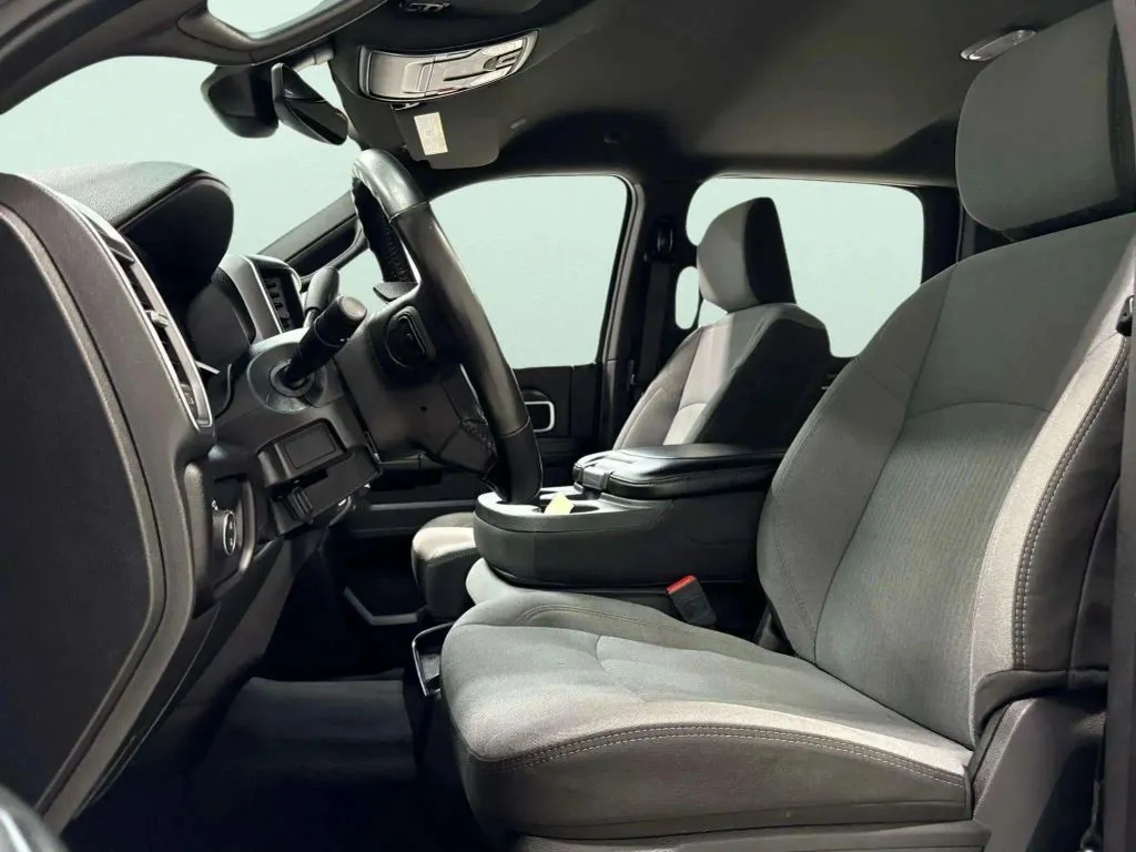 2024 Ram 2500 Big Horn photo 13