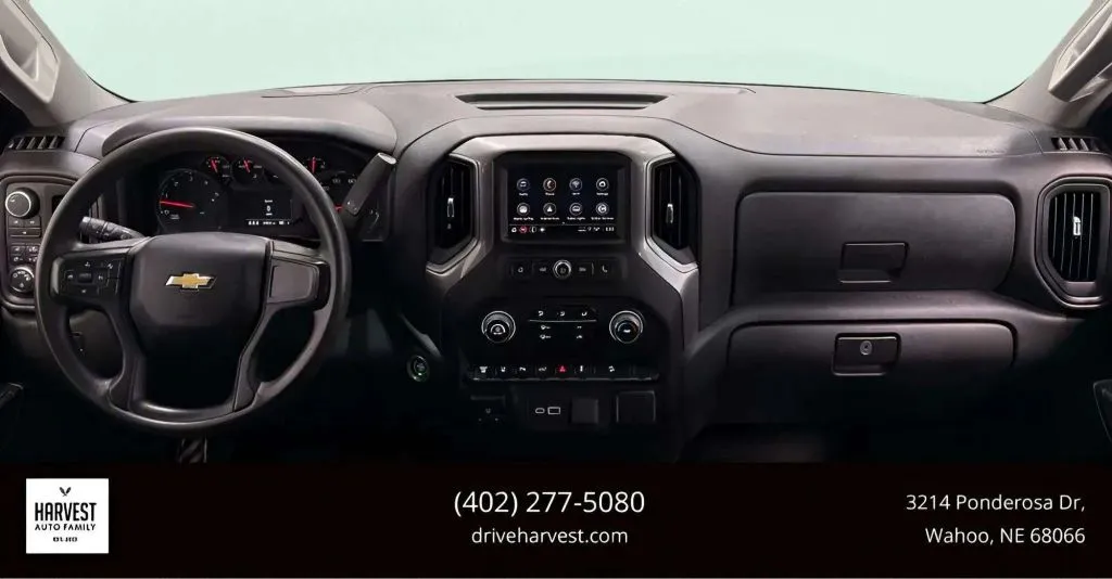 2024 Chevrolet Silverado 2500HD Custom photo 19