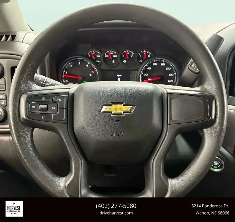 2024 Chevrolet Silverado 2500HD Custom photo 21