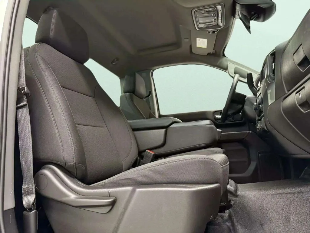 2024 Chevrolet Silverado 1500 Work Truck photo 4