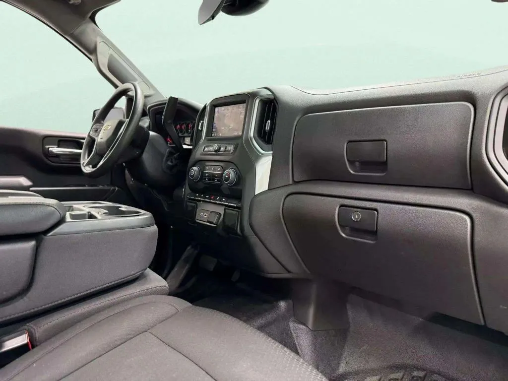 2024 Chevrolet Silverado 1500 Work Truck photo 9