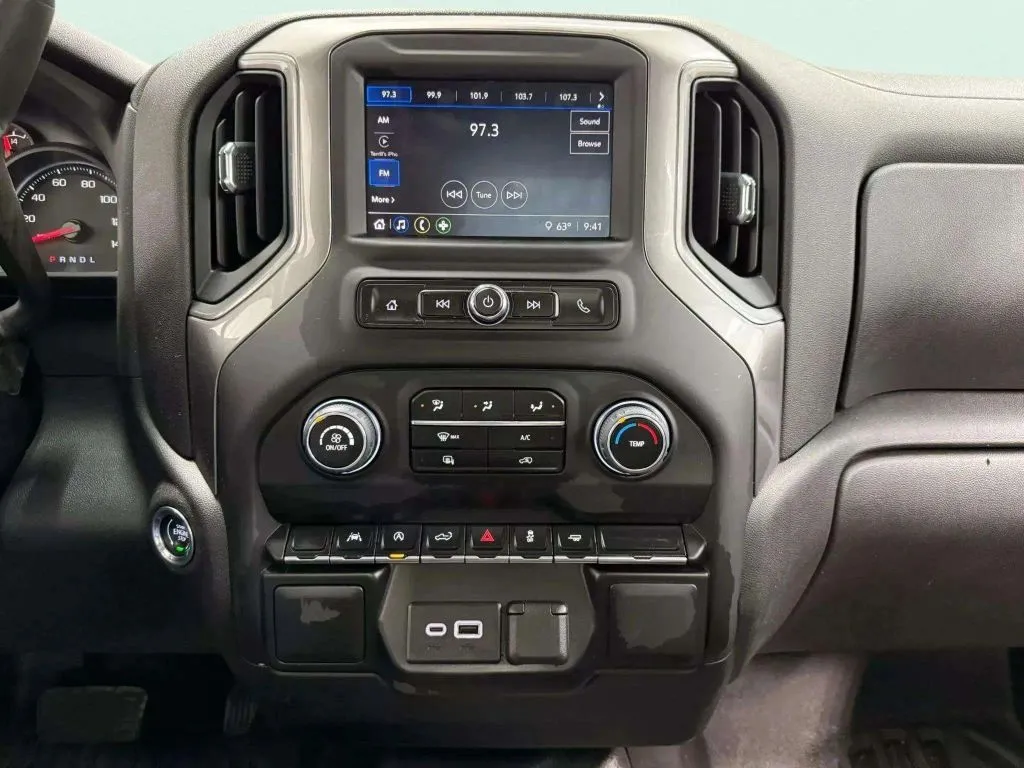 2024 Chevrolet Silverado 1500 Work Truck photo 5