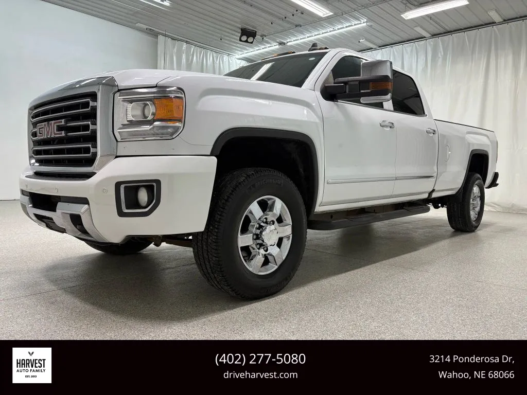 White 2018 GMC Sierra 2500 HD Crew Cab SLT Pickup 4D 8 ft for sale in Wahoo, NE