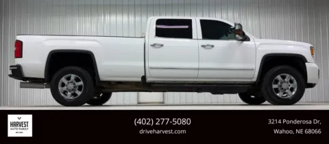 More photos of 2018 GMC Sierra 2500 HD Crew Cab SLT Pickup 4D 8 ft at Harvest Auto Family, NE