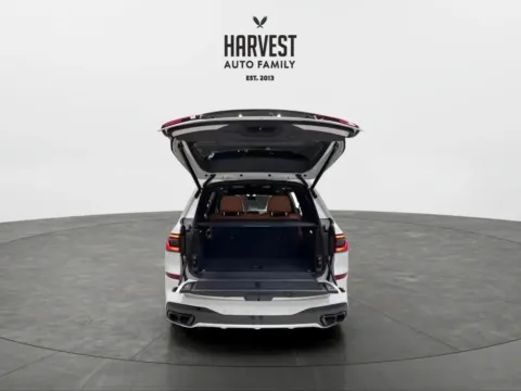 More photos of 2024 BMW X7 M60i Sport Utility 4D at Harvest Auto Family, NE