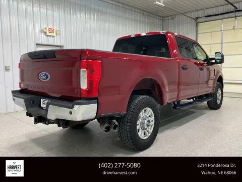 More photos of 2018 Ford F350 Super Duty Crew Cab XLT Pickup 4D 6 3/4 ft at Harvest Auto Family, NE