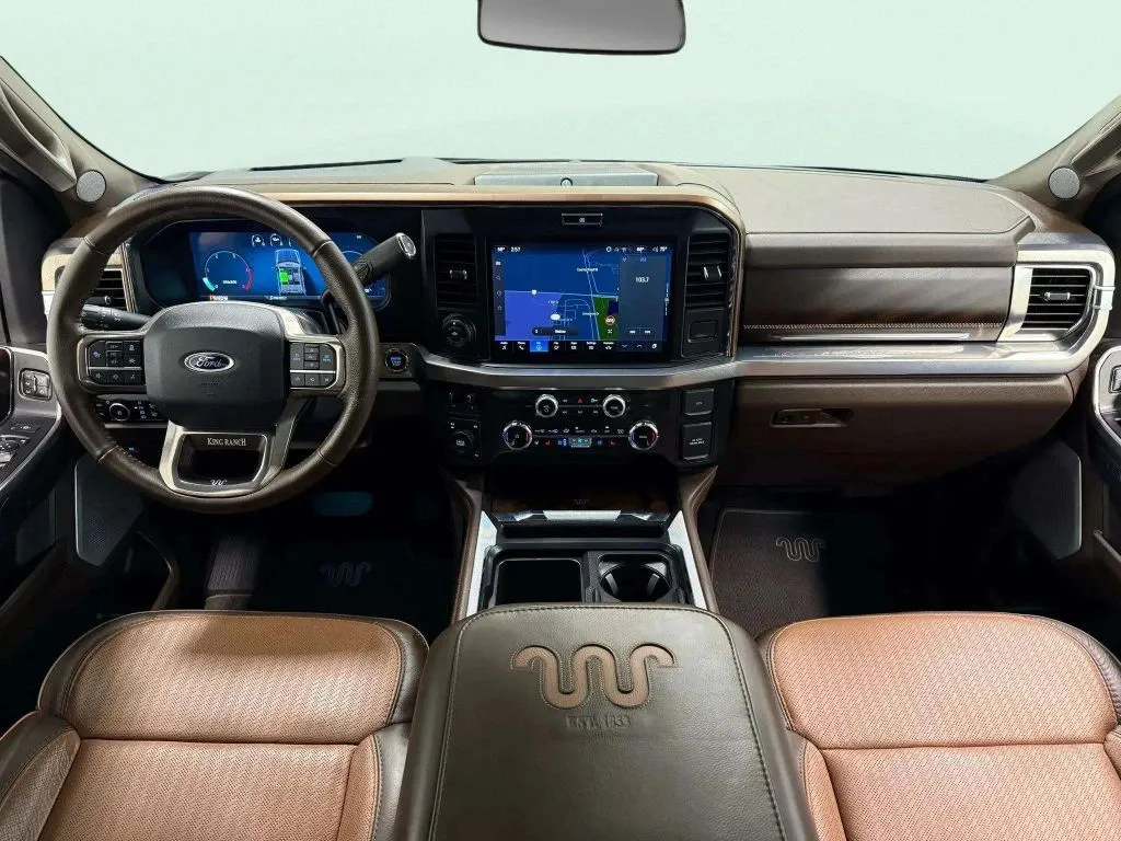 2025 Ford F-250 photo 20