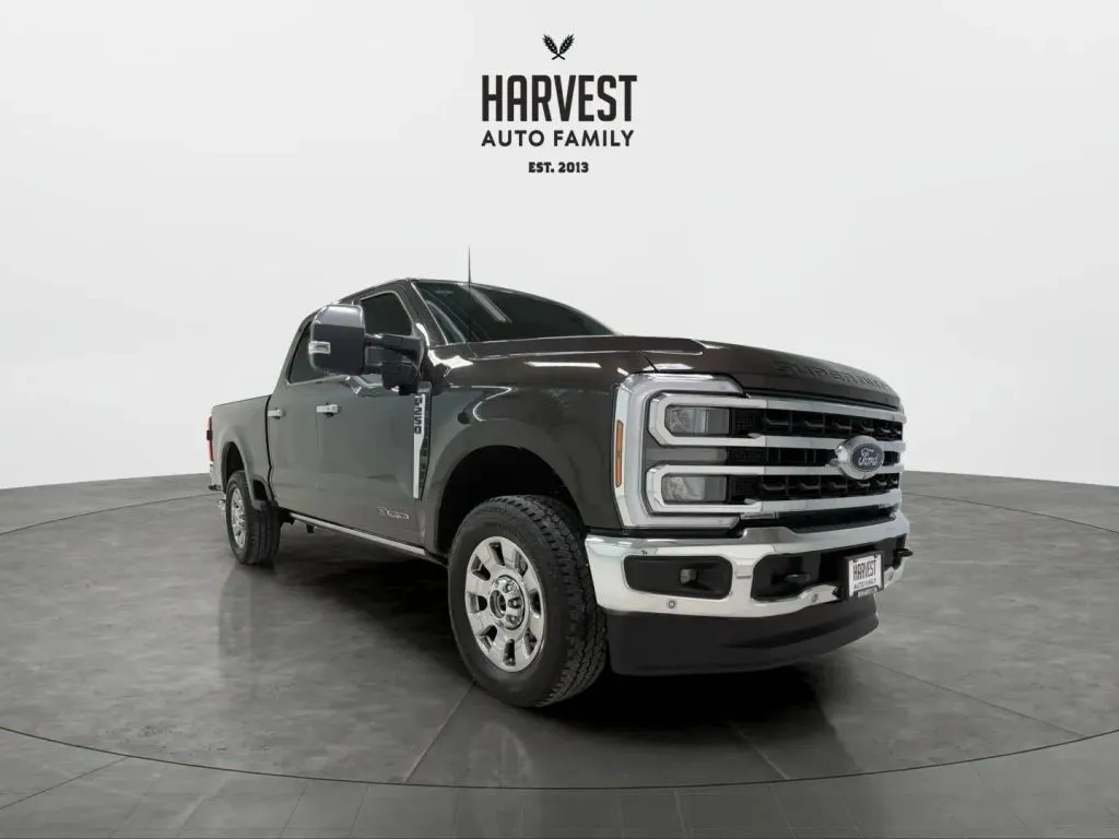 2025 Ford F-250 photo 19