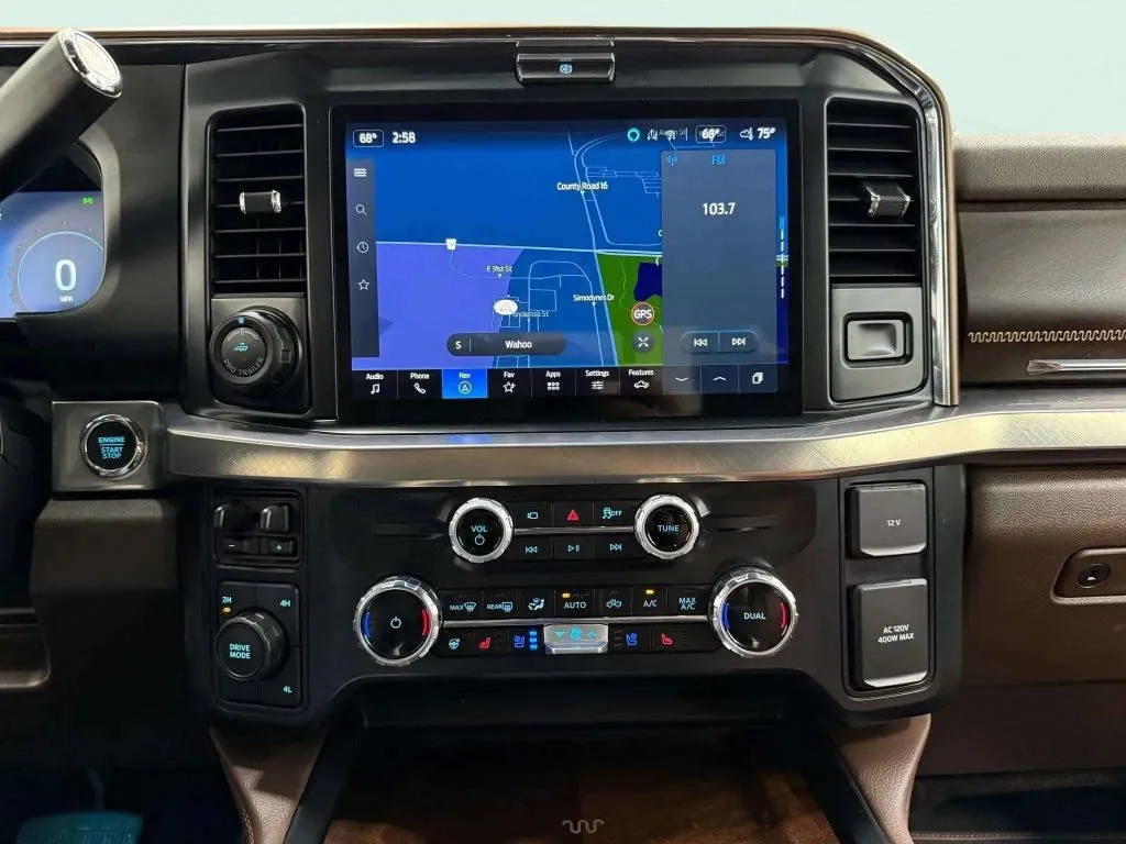 2025 Ford F-250 photo 23