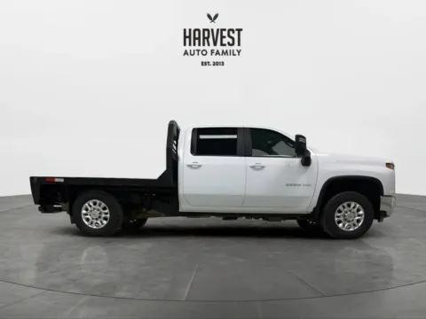 More photos of 2022 Chevrolet Silverado 2500 HD Crew Cab LT Pickup 4D 8 ft at Harvest Auto Family, NE