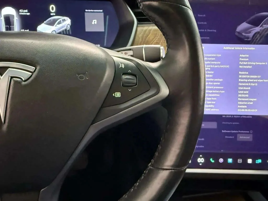 2019 Tesla Model X Long Range photo 21