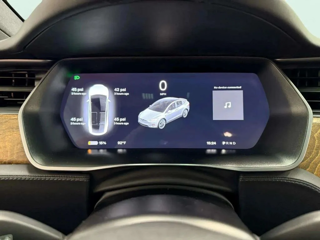 2019 Tesla Model X Long Range photo 5