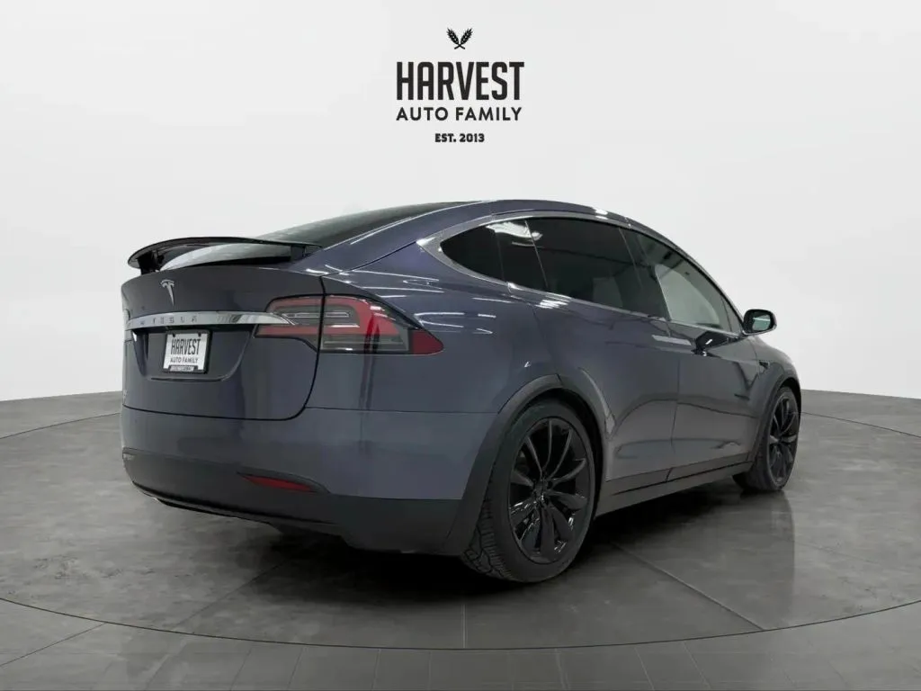 2019 Tesla Model X Long Range photo 2