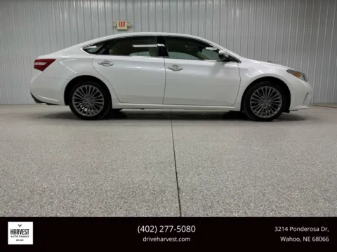 More photos of 2017 Toyota Avalon XLE Sedan 4D at Harvest Auto Family, NE