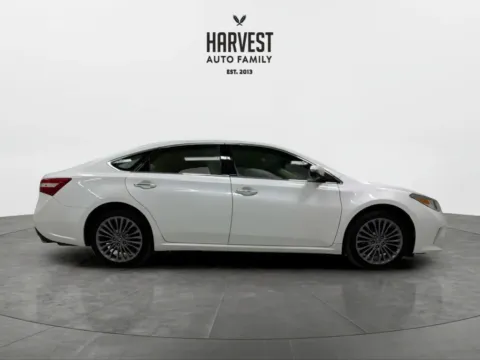 More photos of 2017 Toyota Avalon XLE Sedan 4D at Harvest Auto Family, NE