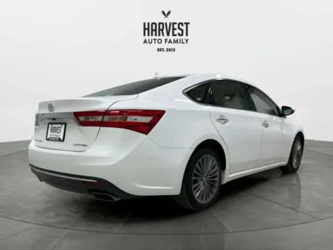 More photos of 2017 Toyota Avalon XLE Sedan 4D at Harvest Auto Family, NE