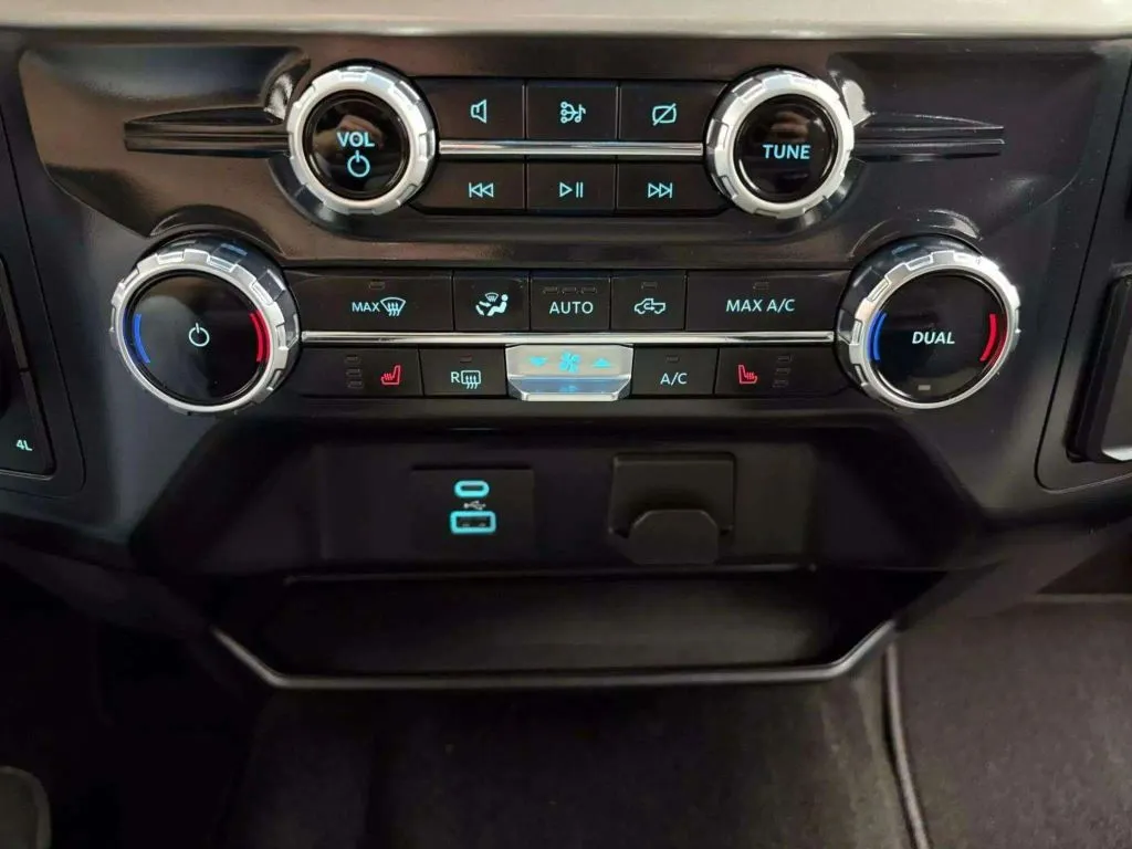 2022 Ford F-150 XLT photo 23