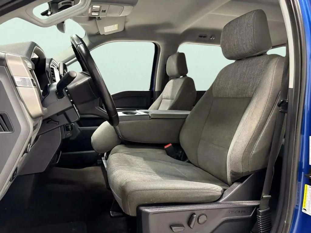 2022 Ford F-150 XLT photo 11
