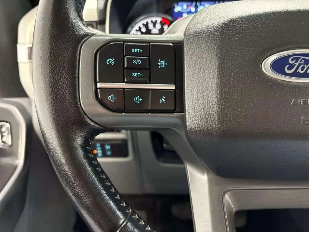 2022 Ford F-150 XLT photo 16