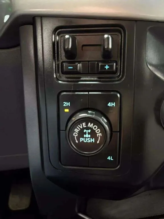 2022 Ford F-150 XLT photo 7