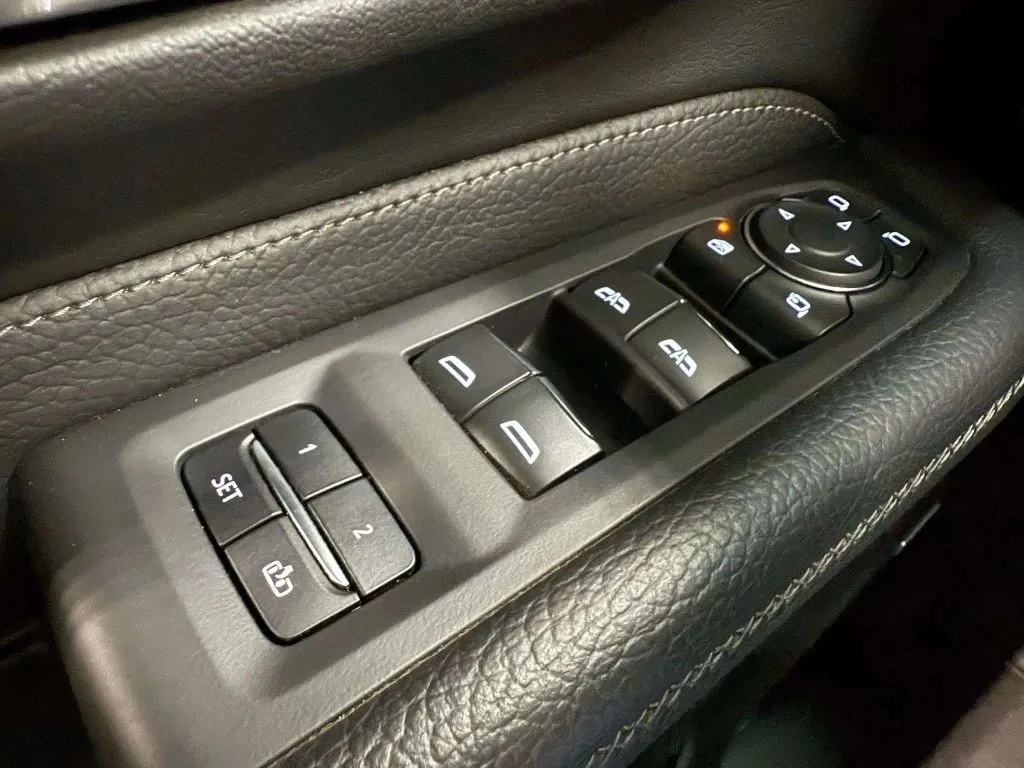 2023 Gmc Yukon XL Denali photo 30