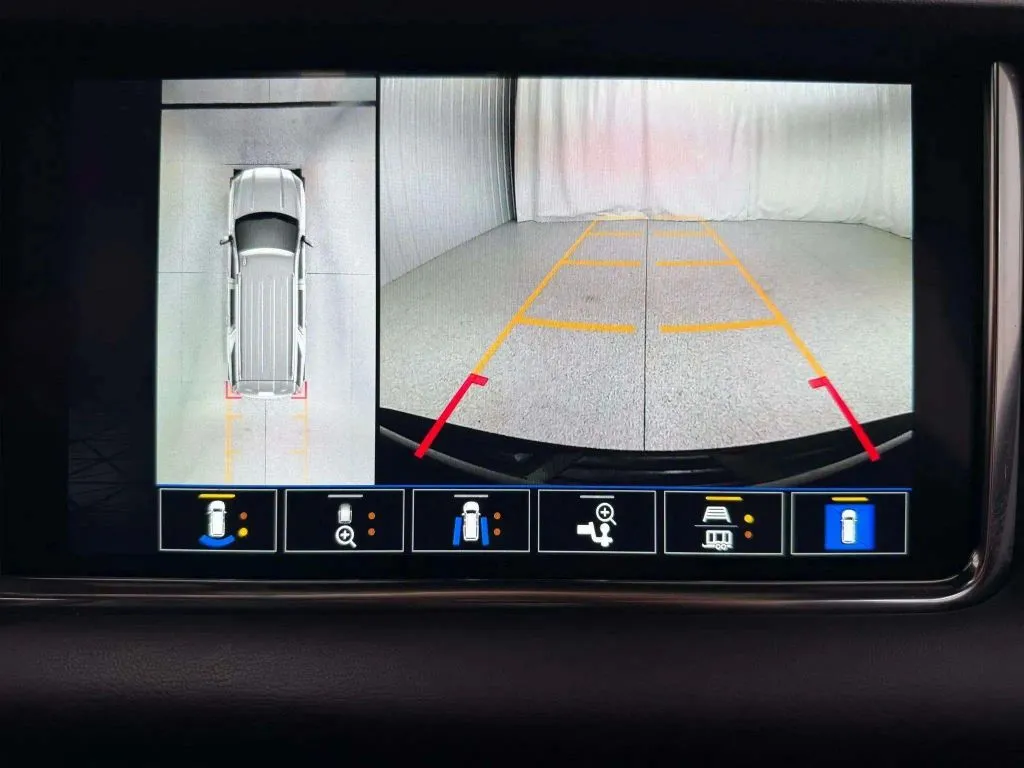 2023 Gmc Yukon XL Denali photo 17
