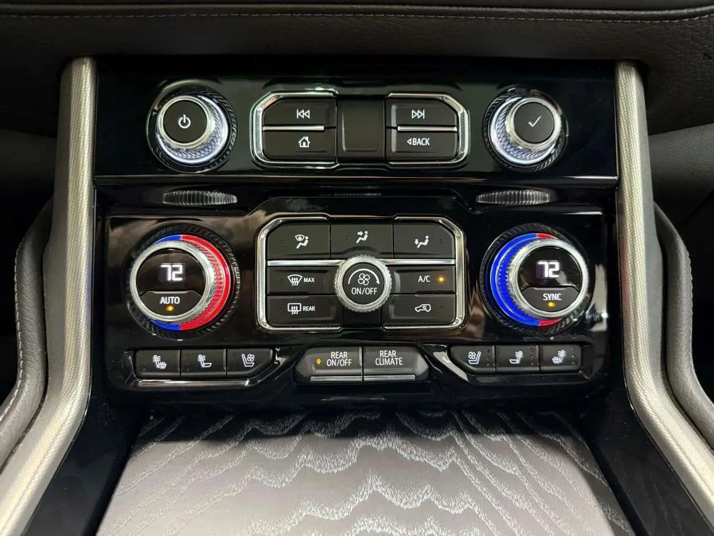 2023 Gmc Yukon XL Denali photo 9