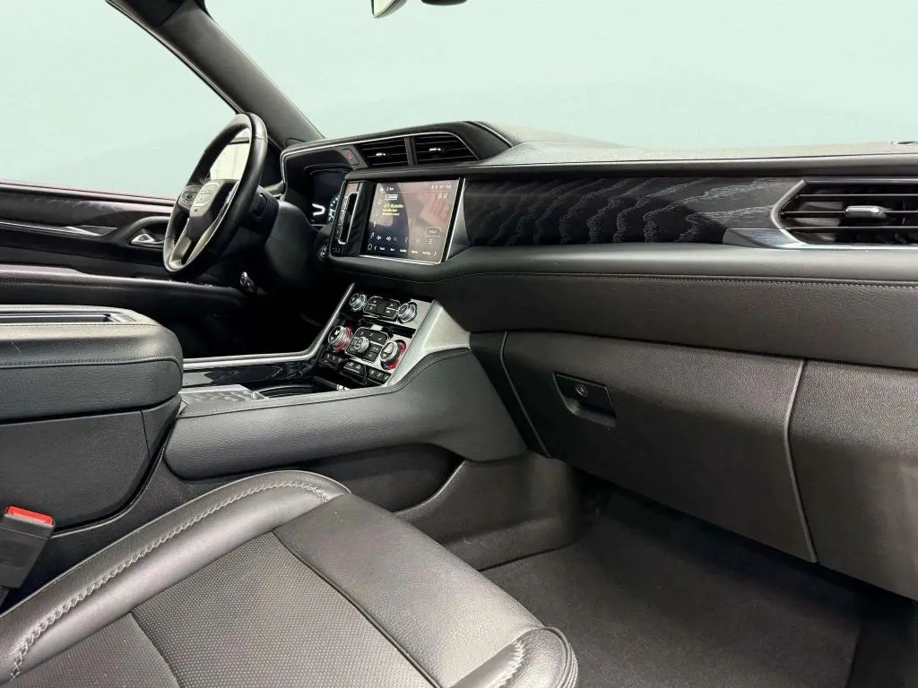 2023 Gmc Yukon XL Denali photo 15