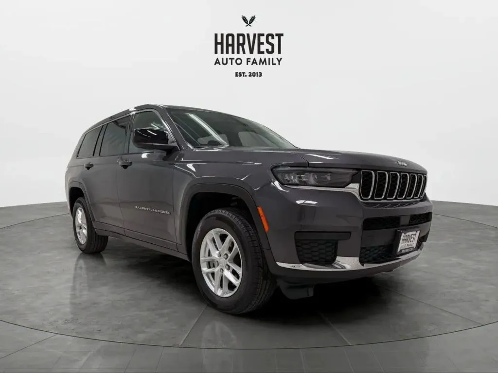 2023 Jeep Grand Cherokee Laredo Sport photo 20