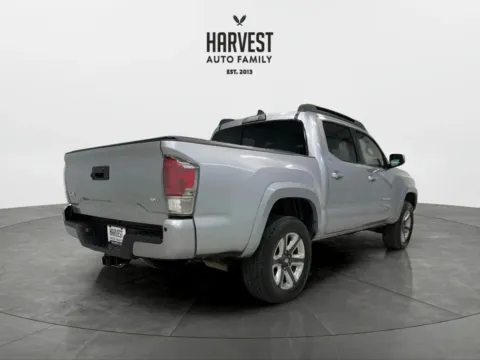 More photos of 2018 Toyota Tacoma Double Cab Limited Pickup 4D 5 ft at Harvest Auto Family, NE