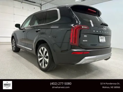 Photos of 2020 Kia Telluride S Sport Utility 4D for sale in Wahoo, NE at Harvest Auto Family