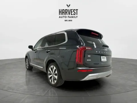 Photos of 2020 Kia Telluride S Sport Utility 4D for sale in Wahoo, NE at Harvest Auto Family