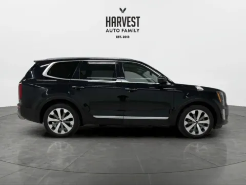 More photos of 2020 Kia Telluride S Sport Utility 4D at Harvest Auto Family, NE
