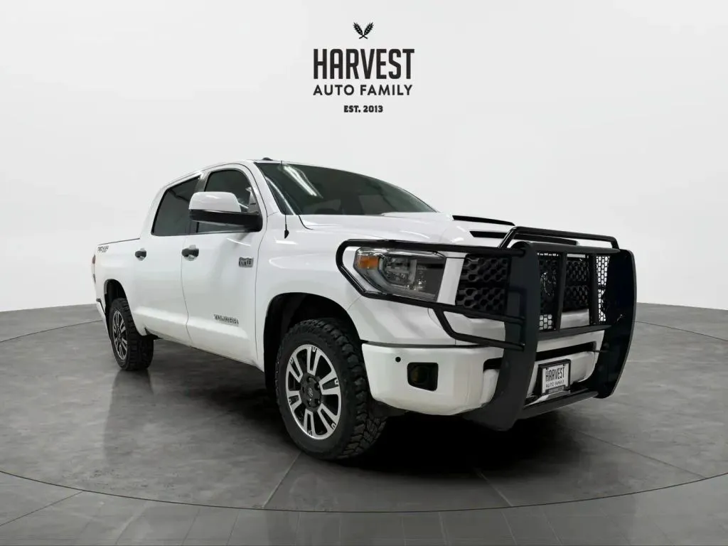 2018 Toyota Tundra SR5 photo 17