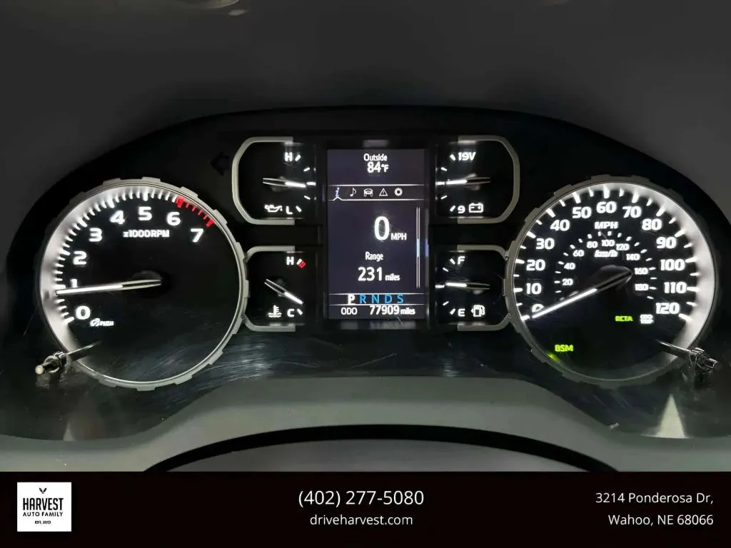 2018 Toyota Tundra SR5 photo 6