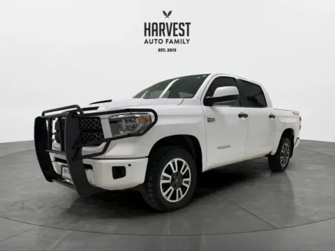 White 2018 Toyota Tundra CrewMax SR5 Pickup 4D 5 1/2 ft for sale in Wahoo, NE