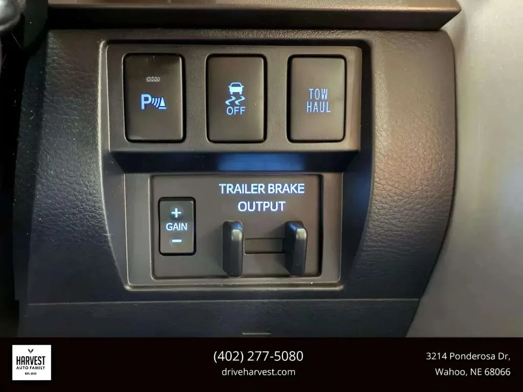 2018 Toyota Tundra SR5 photo 22