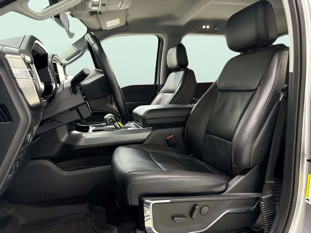 2022 Ford F-150 Lariat photo 11