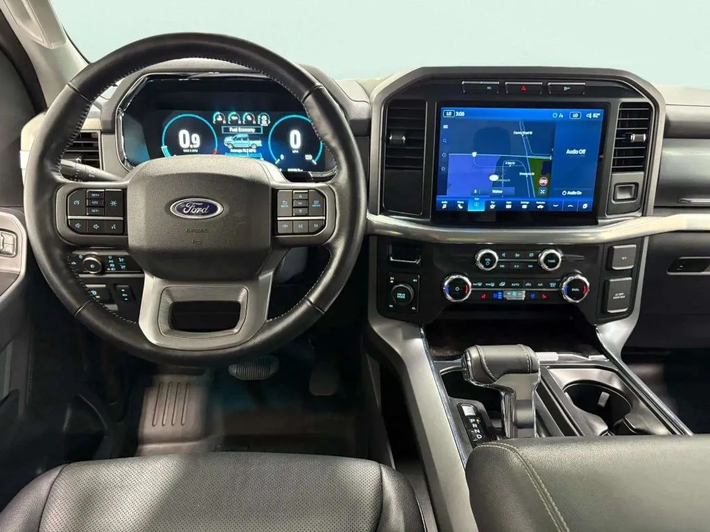 2022 Ford F-150 Lariat photo 12
