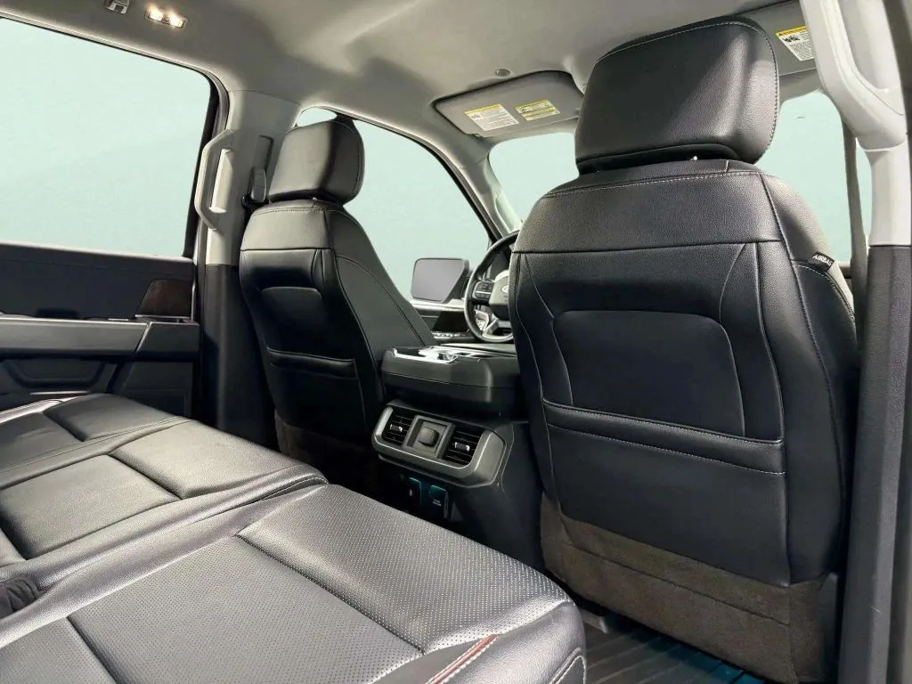 2022 Ford F-150 Lariat photo 4