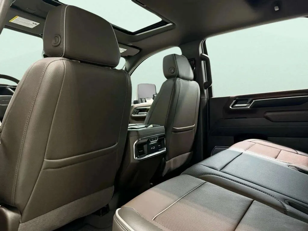 2024 Gmc Sierra 2500 HD Denali photo 23