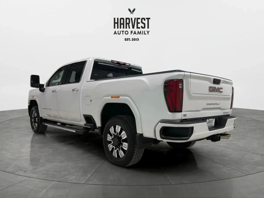 2024 Gmc Sierra 2500 HD Denali photo 10