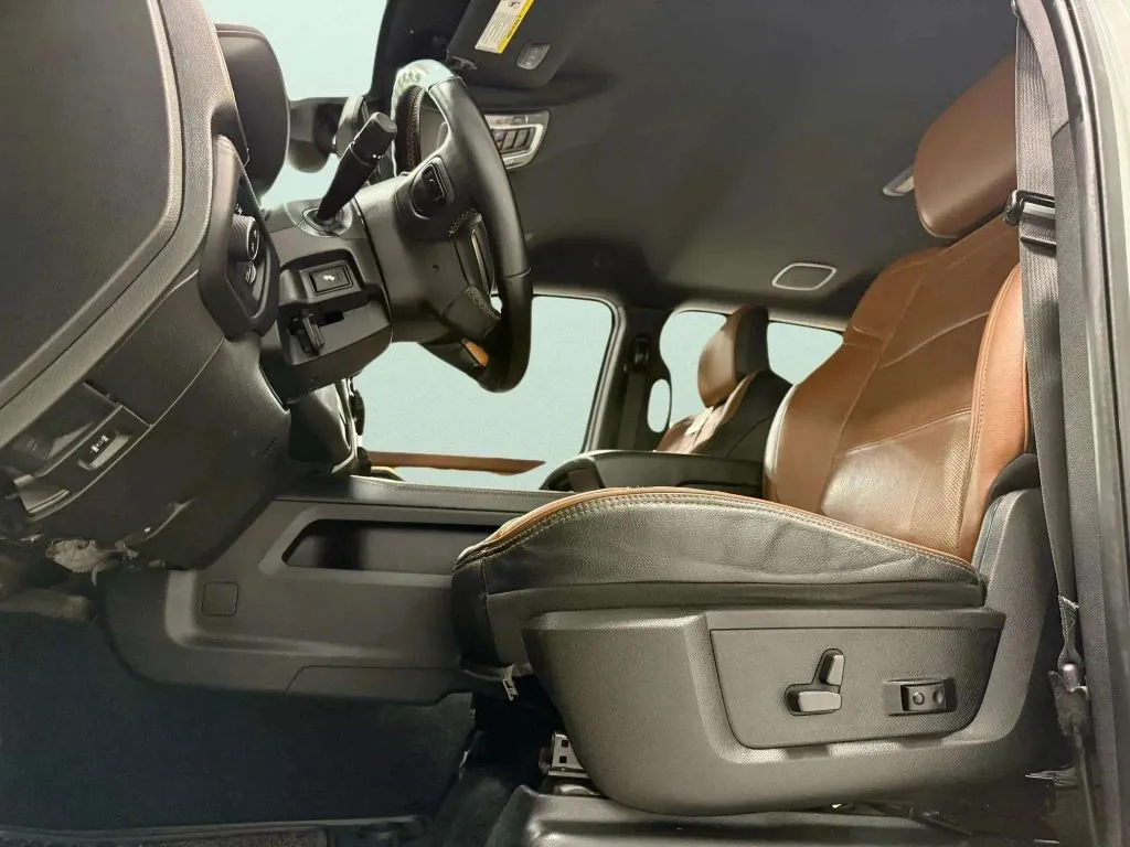 2023 Ram 2500 Laramie Longhorn photo 12