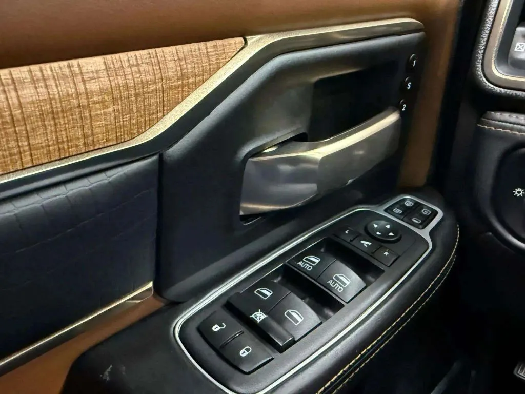 2023 Ram 2500 Laramie Longhorn photo 23