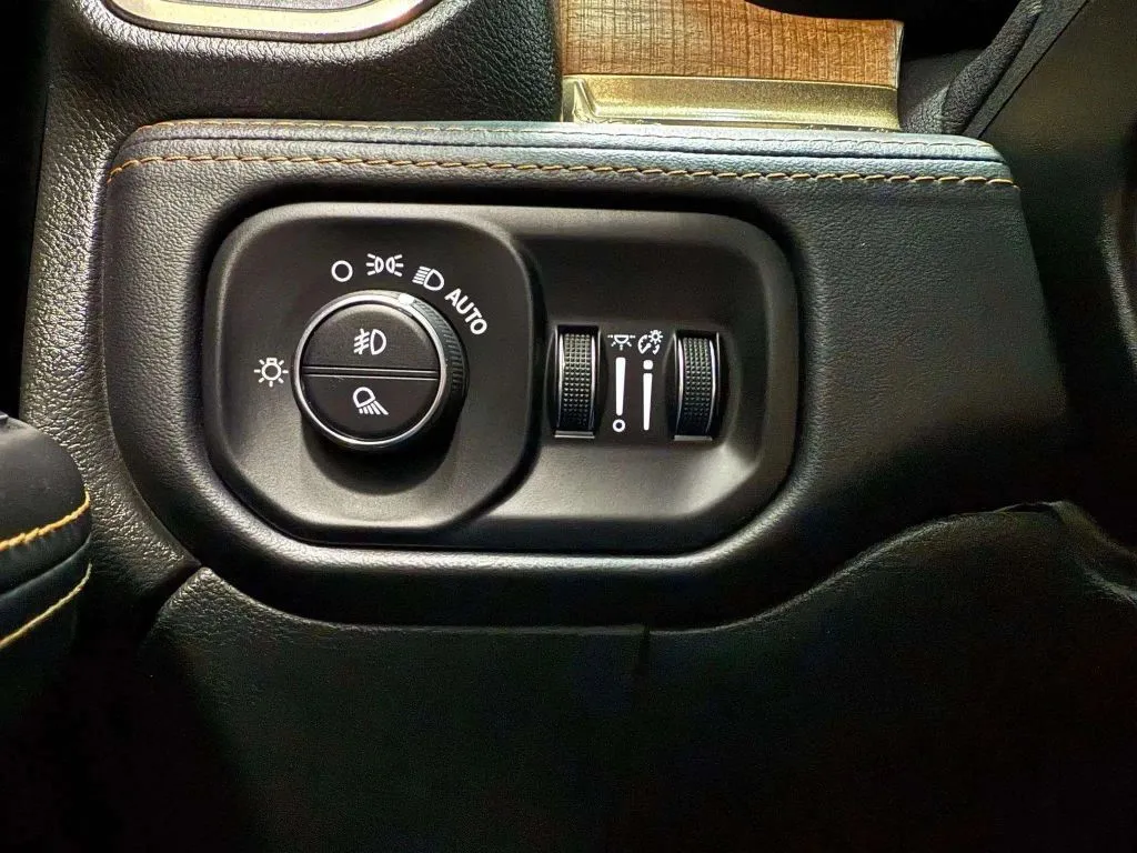 2023 Ram 2500 Laramie Longhorn photo 7