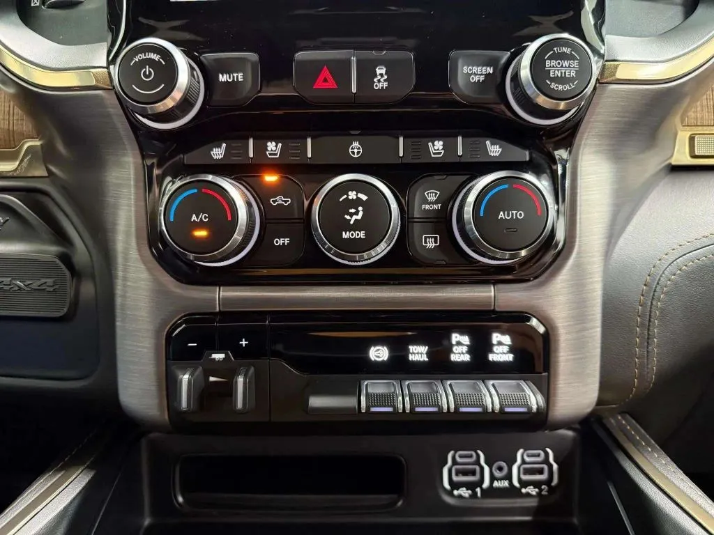 2023 Ram 2500 Laramie Longhorn photo 6