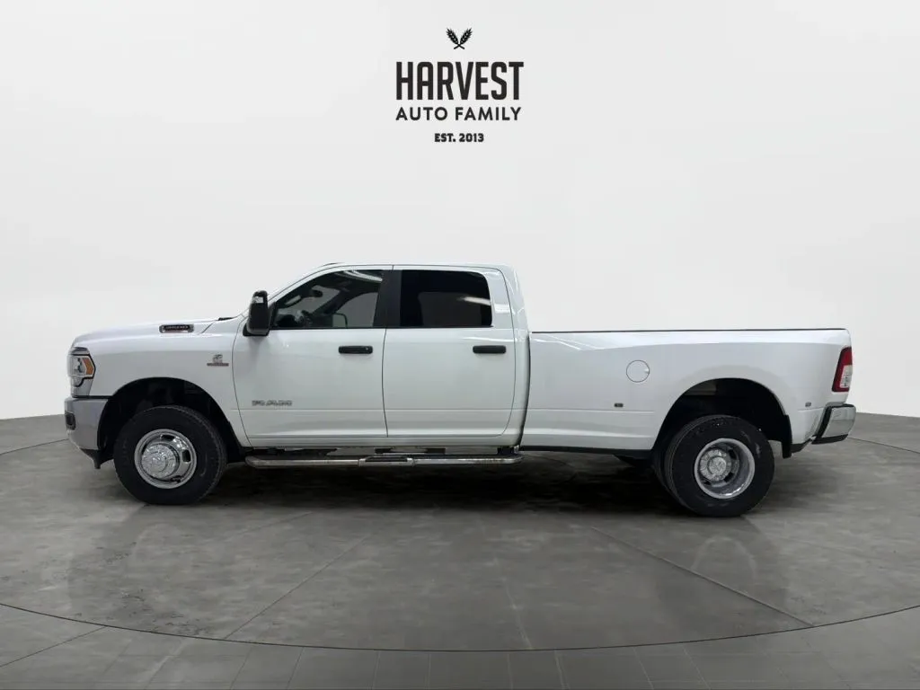 2024 Ram 3500 Big Horn photo 11