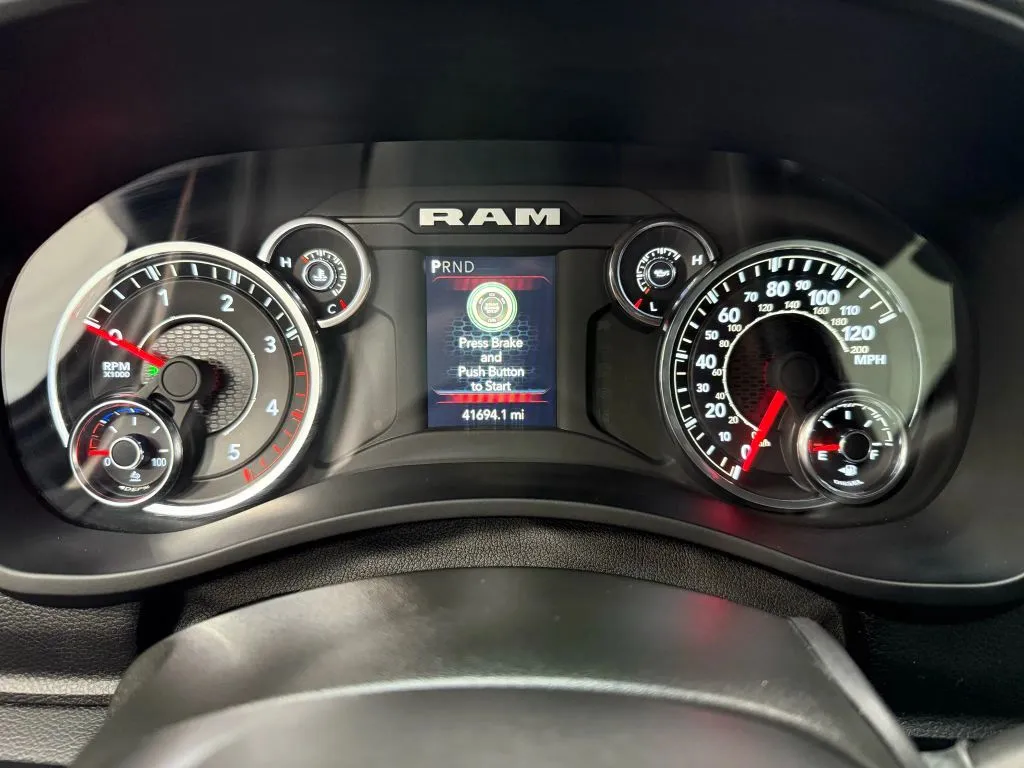 2024 Ram 3500 Big Horn photo 16