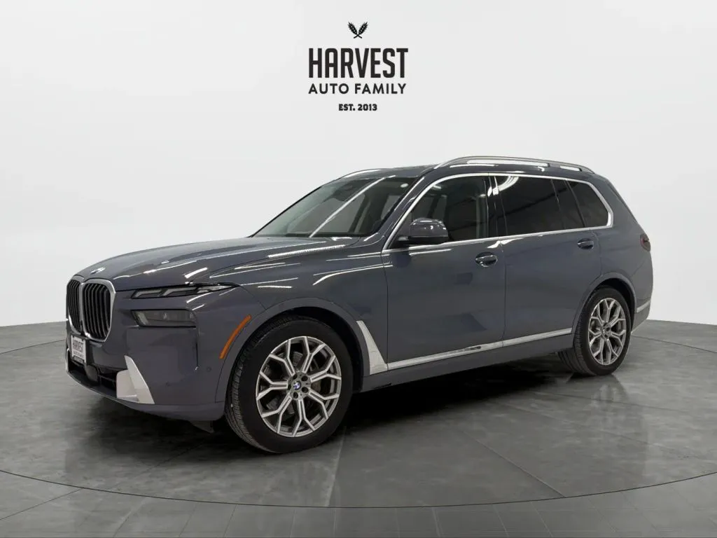 2024 BMW X7 40i's photo