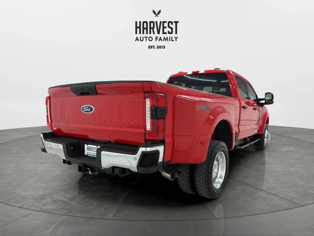 2024 Ford F-450 photo 26